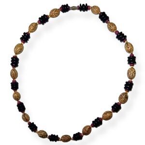Vintage Chic Black and Tan Beaded Necklace